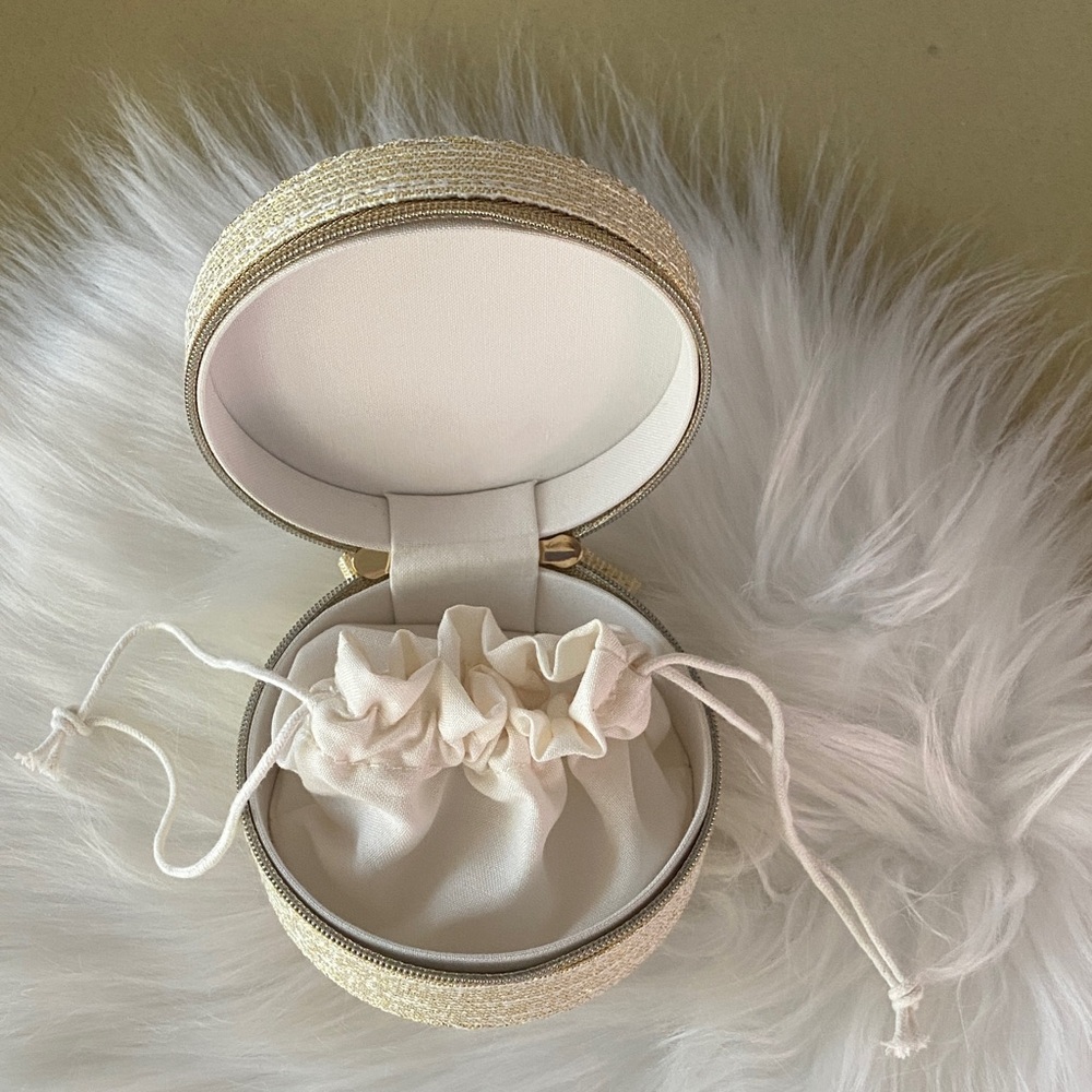 Dior jewelry/ makeup travel trousse pouch gold glitter new in box - Picture 6 of 8